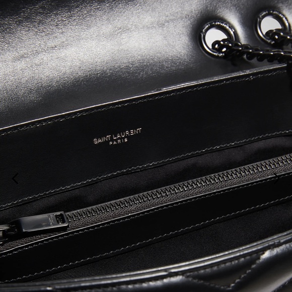 Saint Laurent Loulou Shoulder Bag Medium - black - Great Condition - Picture 2 of 7